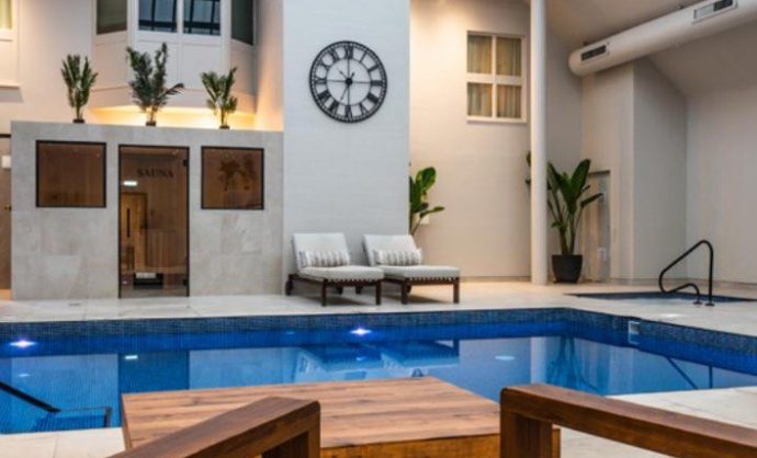 Glass Partitions for Swimming Pool and Wet Areas-Photo №14