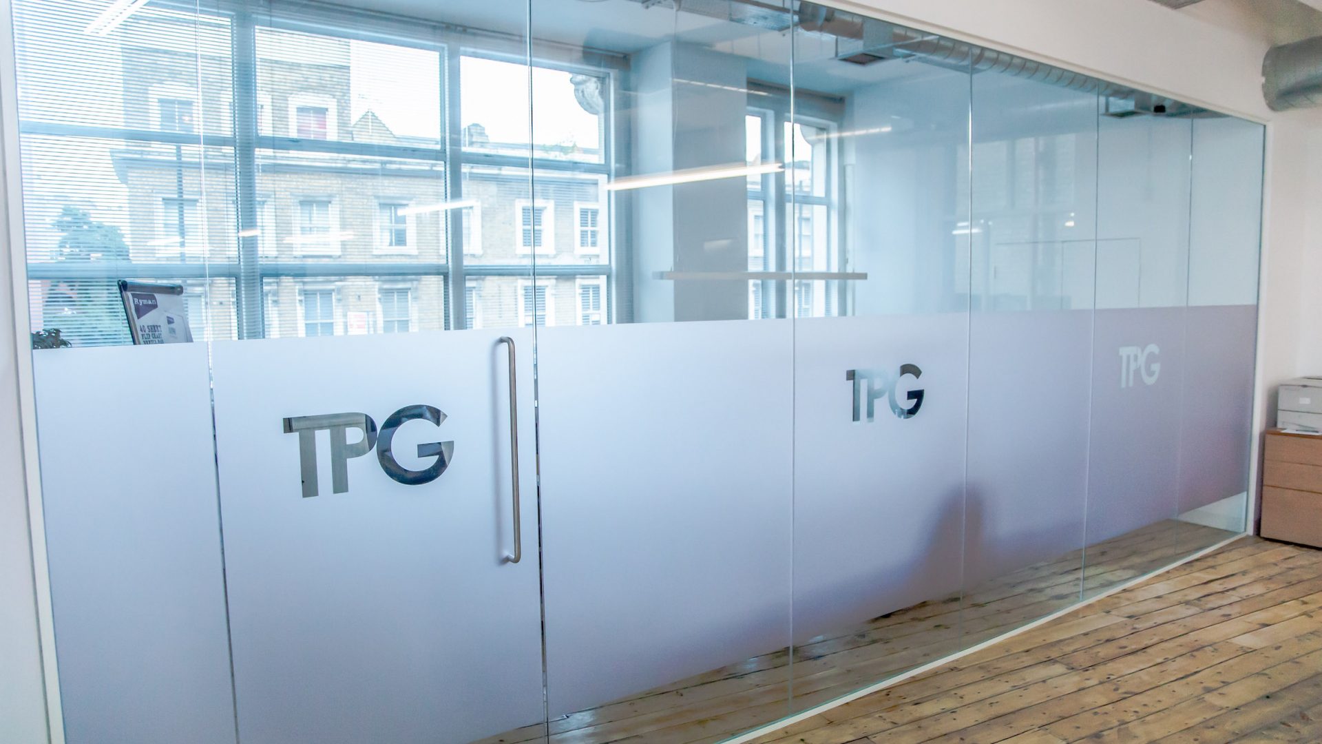 TPG glass door TPG glass door