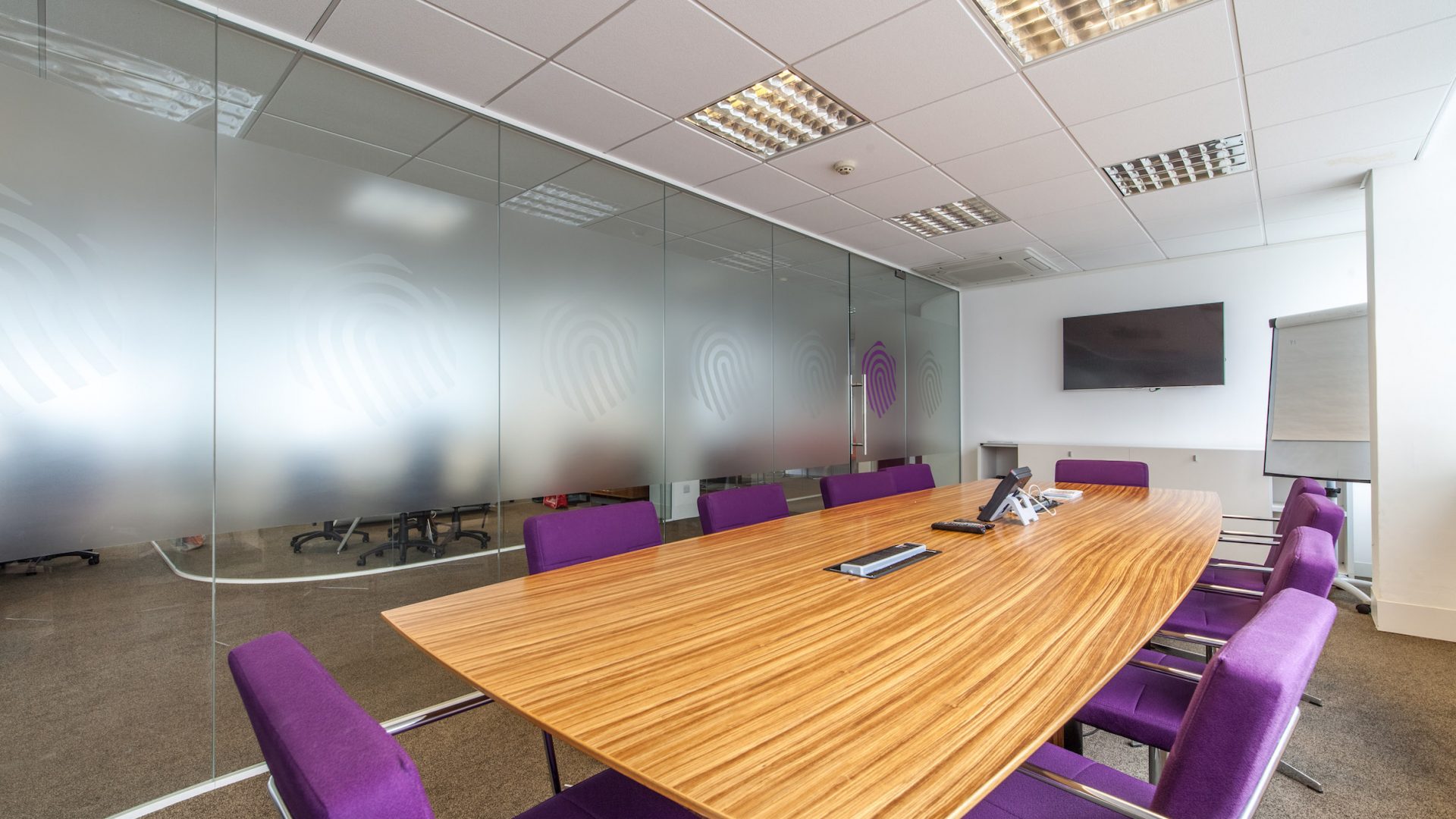 Innovation 1st glass partitions wall Innovation 1st glass partitions wall