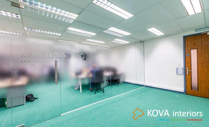Acoustic glass partition-Photo №13