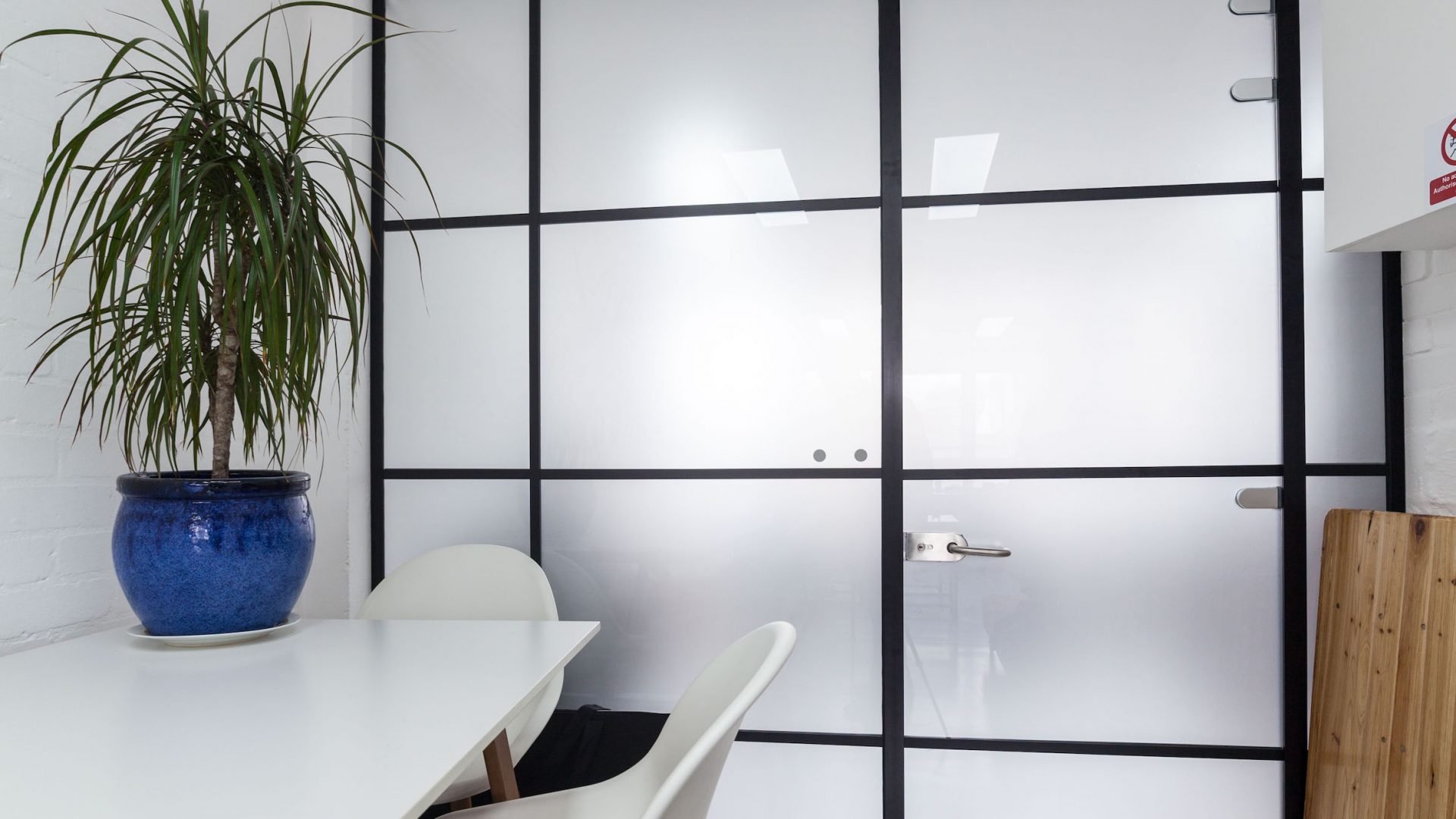 Work examples Black framed partition-Photo №15 Work examples Black framed partition-Photo №15