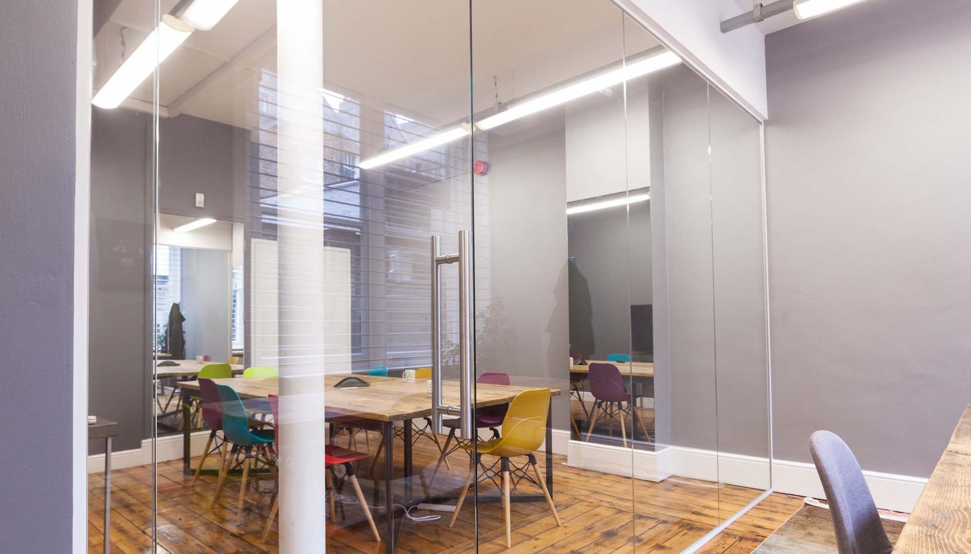 Sassy Glass Partition Sassy Glass Partition