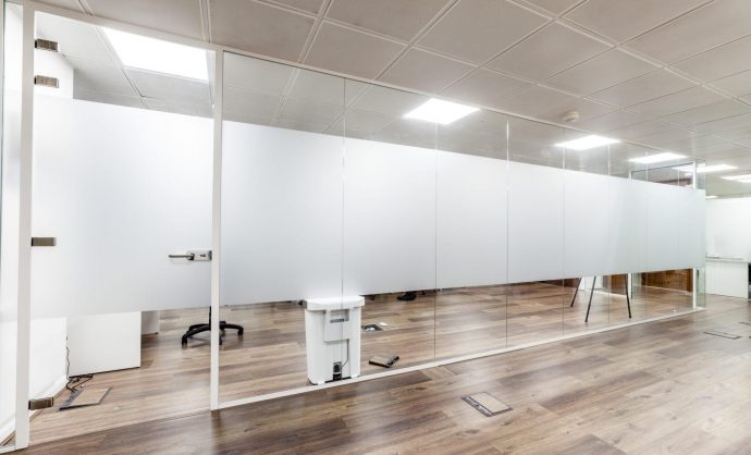 Acoustic glass partition-Photo №6