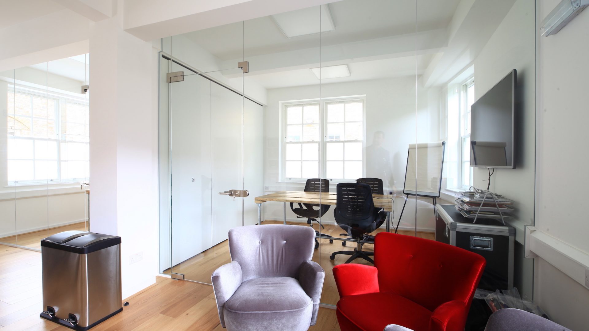 Virgin Racing Office Glass Partitions Virgin Racing Office Glass Partitions