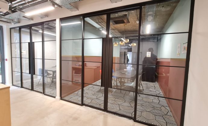 Glass Room Partition Residential-Photo №8