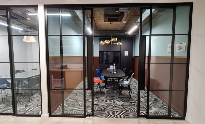 Glass Room Partition Residential-Photo №6