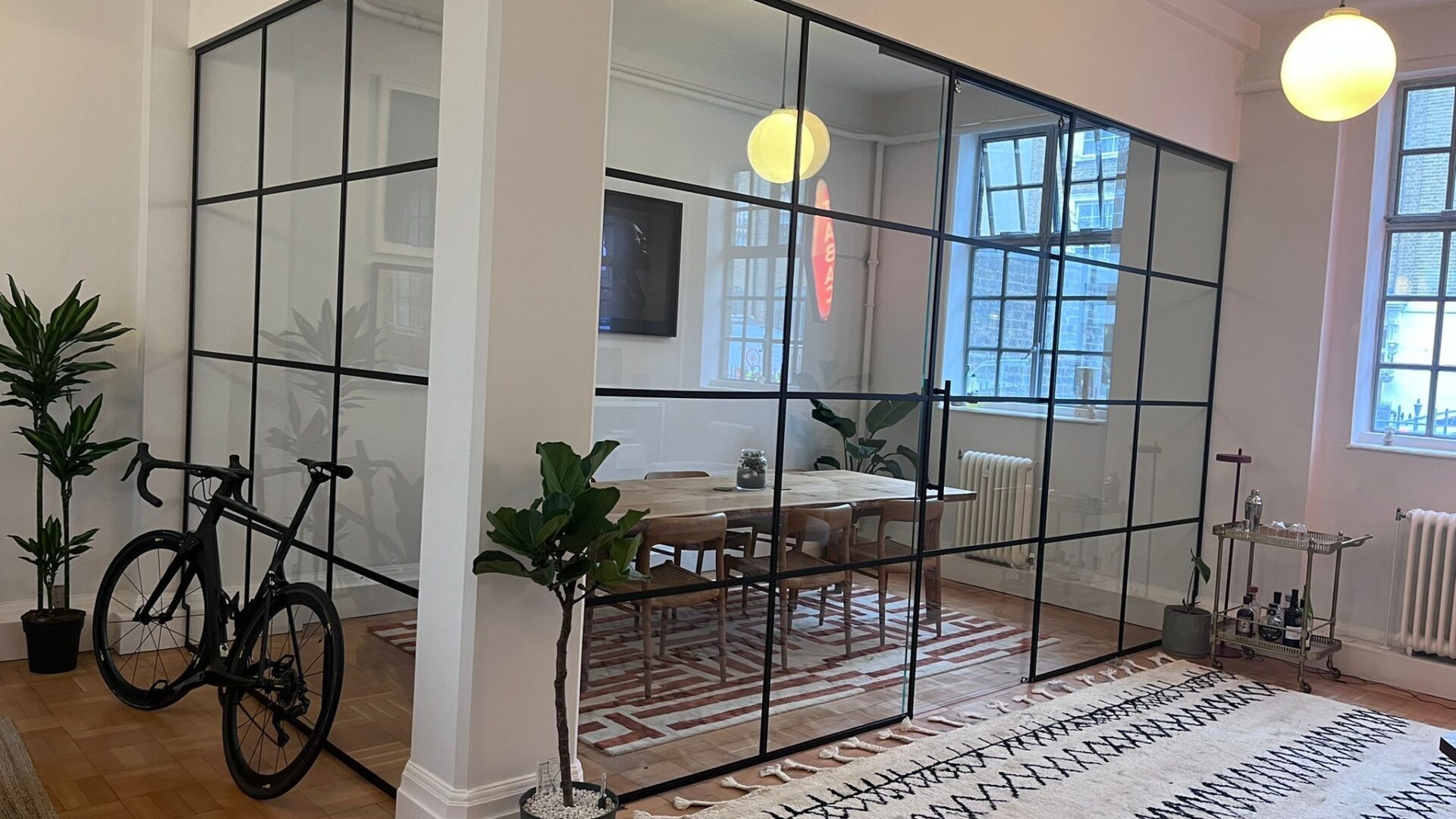Work examples Black framed partition-Photo №3 Work examples Black framed partition-Photo №3