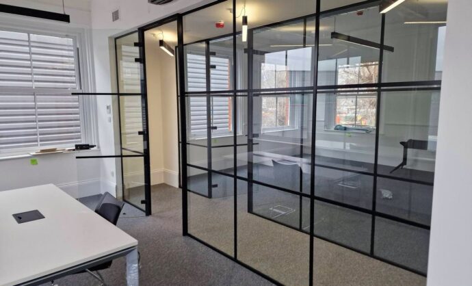 Industrial Style Black Framed Partition-Photo №63