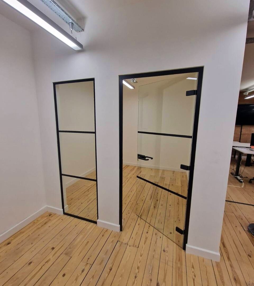 Work examples Black framed partition-Photo №49 Work examples Black framed partition-Photo №49