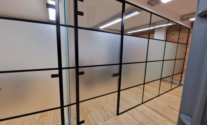 Frosted Glass Partition-Photo №23