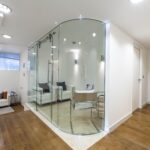 Curved Glass Partition-thumbnail №1