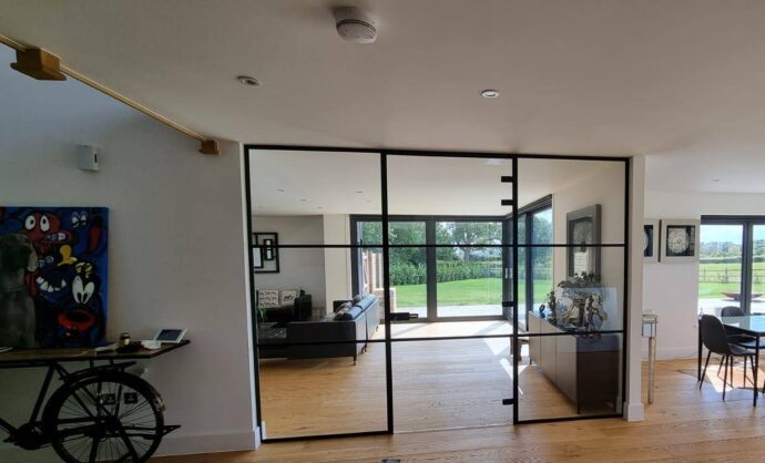Industrial Style Black Framed Partition-Photo №46