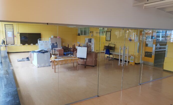 Frameless Glass Partition-Photo №8