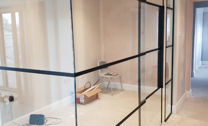 Industrial Style Black Framed Partition-Photo №37