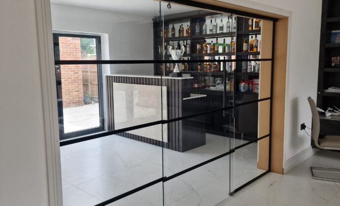 Industrial Style Black Framed Partition-Photo №29