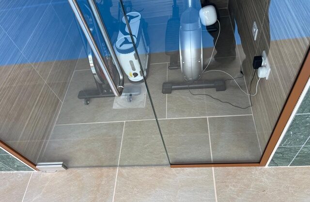 Glass Partitions for Swimming Pool and Wet Areas-Photo №19