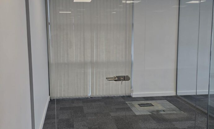 Aluminium Frame Glass Partition-Photo №130